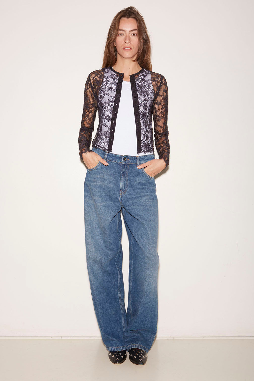 W26DENIHILTON-STONE-1.jpg