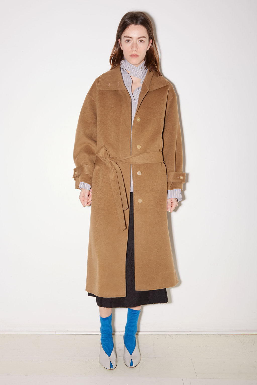 SWAN LONG COAT IN BEIGE WOOL