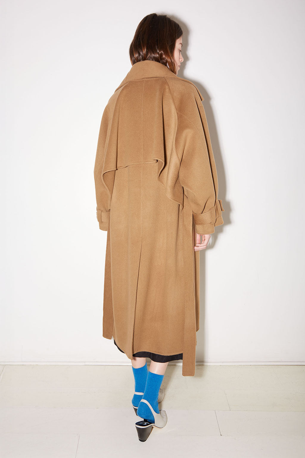 SWAN LONG COAT IN BEIGE WOOL