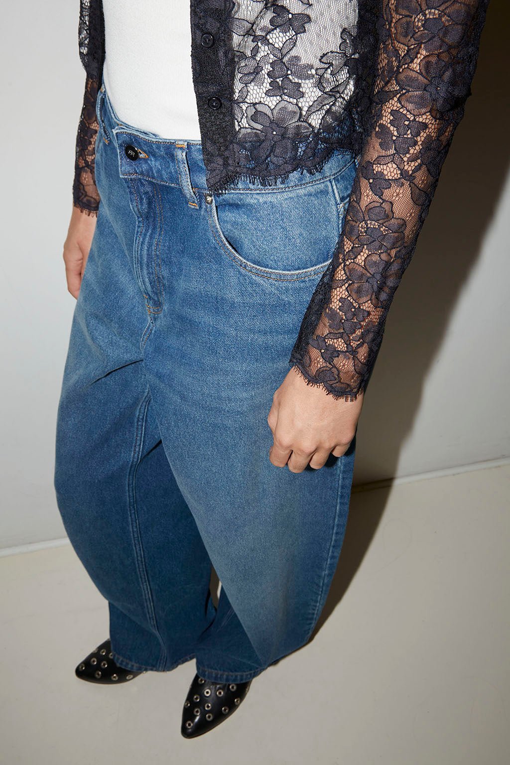 JEAN BARREL HILTON EN DENIM STONE - ROSEANNA