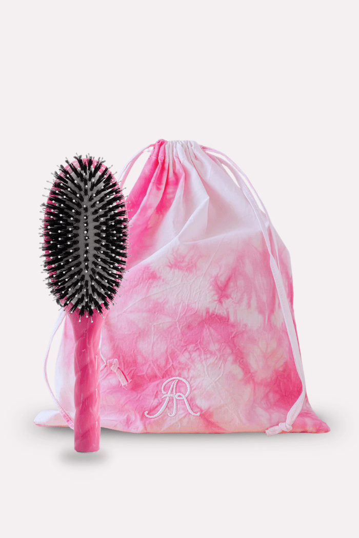 Le duo Grande Brosse Indispensable Douceur N°3 et sa Pochette Cover Rose - ROSEANNA