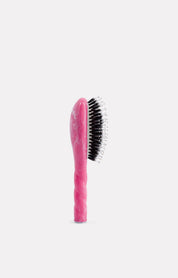 Le duo Petite Brosse Indispensable Douceur N°3 et sa Pochette Cover Rose - ROSEANNA