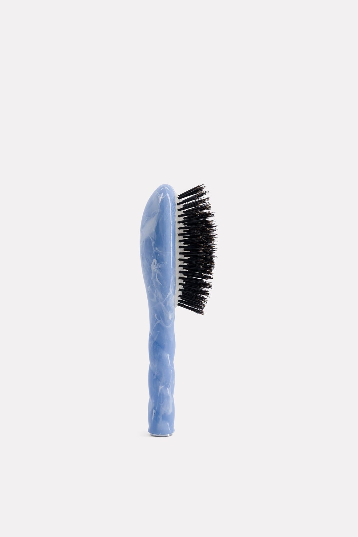 Le duo Petite Brosse Universelle N°1 et sa Pochette Cover Sky - ROSEANNA